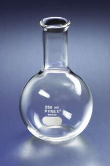 <p><span>Used to hold liquids when carrying out reactions (no heat use flat-bottomed; even heating required use round-bottomed)</span></p>
