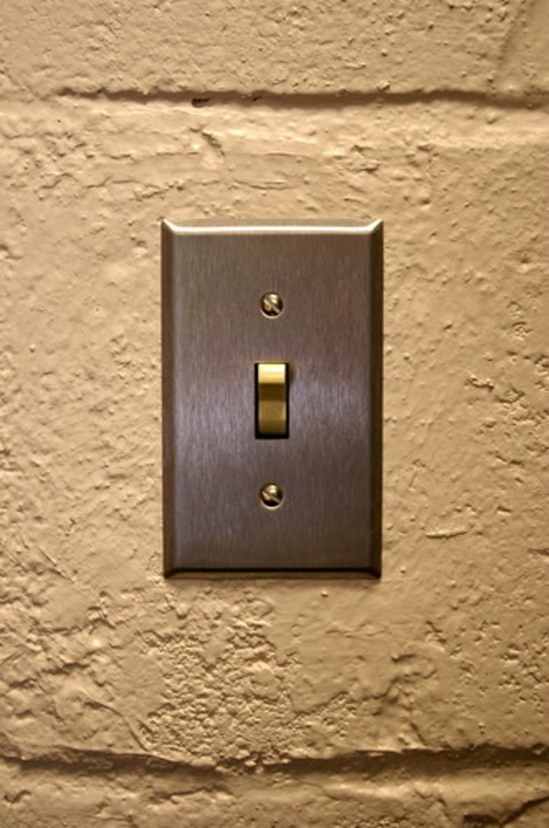 <p>Công tắc</p>