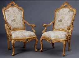 <p><span>was<strong> well known for being rich and luxurious</strong>, with usually <mark data-color="#fff4b4" style="background-color: #fff4b4; color: inherit">very extravagant designs.</mark> Unique type of this furniture, such as the divani da portego, or long Rococo couches and pozzetti, objects meant to be placed against the wall.</span></p>