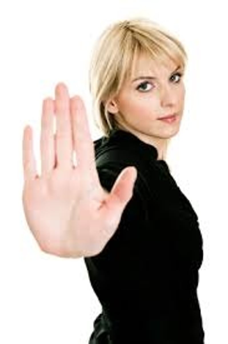 <p>so that...not...; to...not...</p>