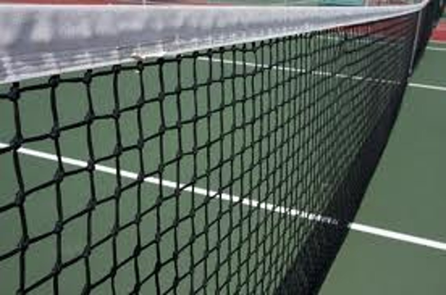 <p>piece of material made from string, used to separate the two sides in various sports</p>