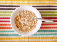 <p><span>a </span>food<span> that is made from </span>grain<span> and </span>eaten<span> with </span>milk<span>, </span>especially<span> in the </span>morning</p>