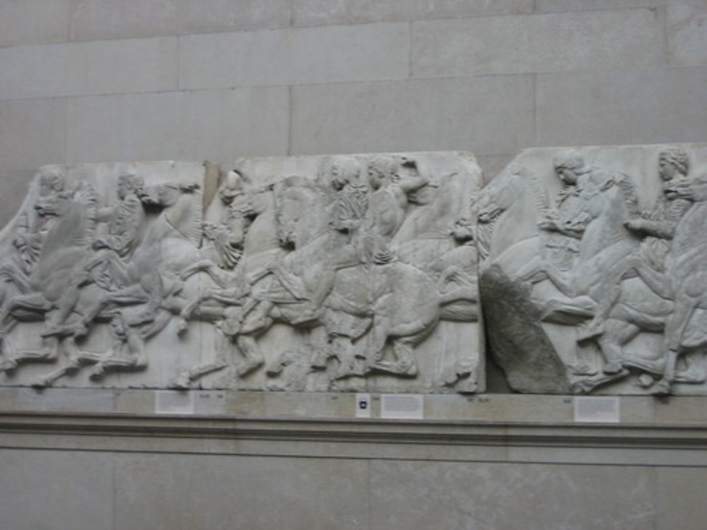 <p>Lord Elign-purchased marble from turks</p><p>British museum - Landon</p>