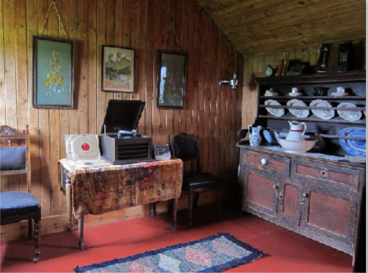 <p>Aultlarie croft house, Newtonmore Highland Folk Museum, Kingussie. Interior.</p>