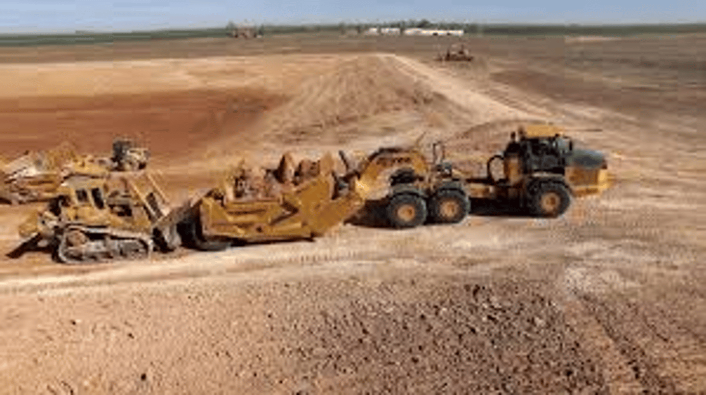 <p>Twin engine scrapers are good for jobs that have adverse grades and poor foot, may need assistance loading, and owning and operating costs are about 25% higher.</p>