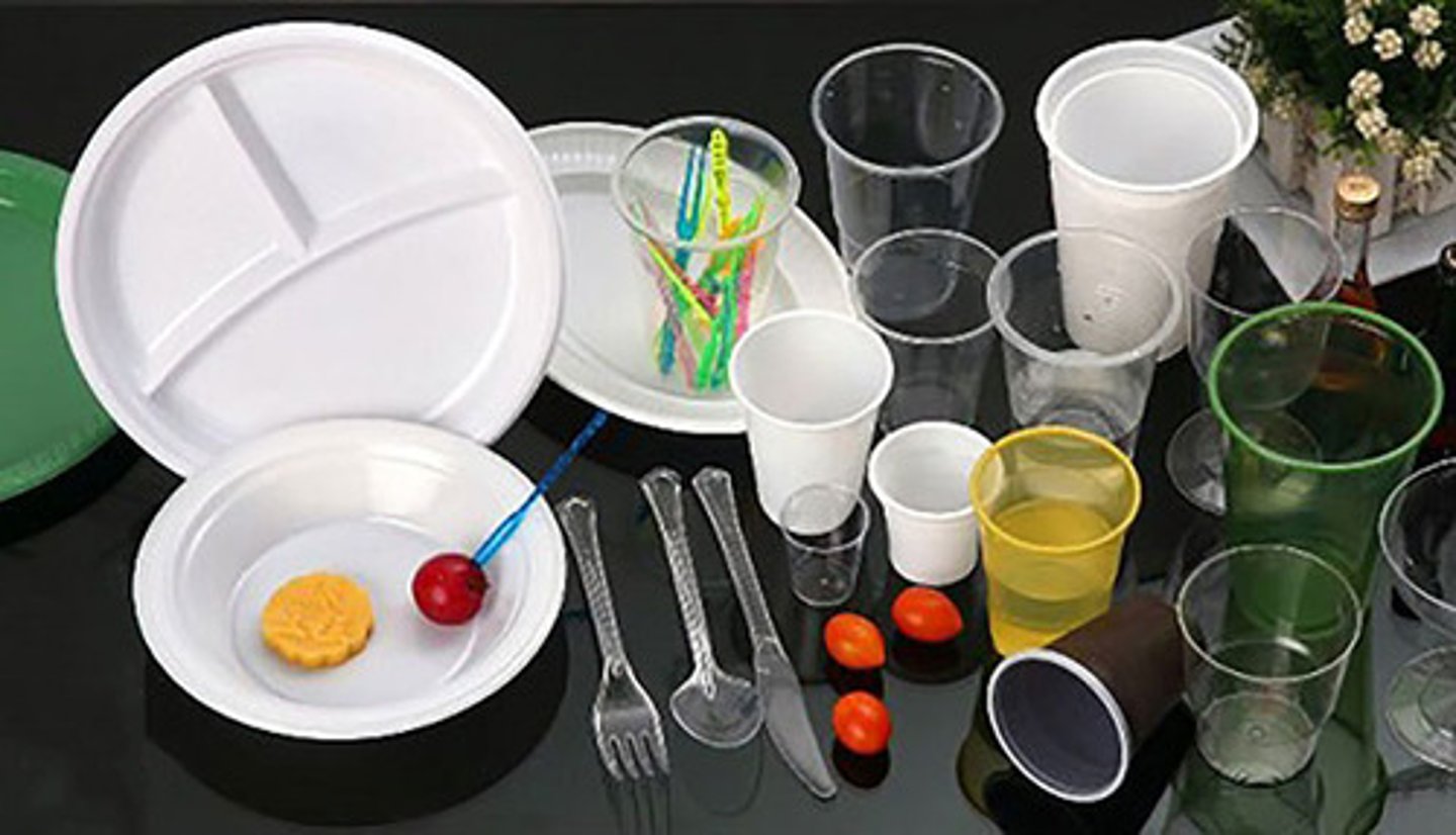 <p>dùng một lần</p>