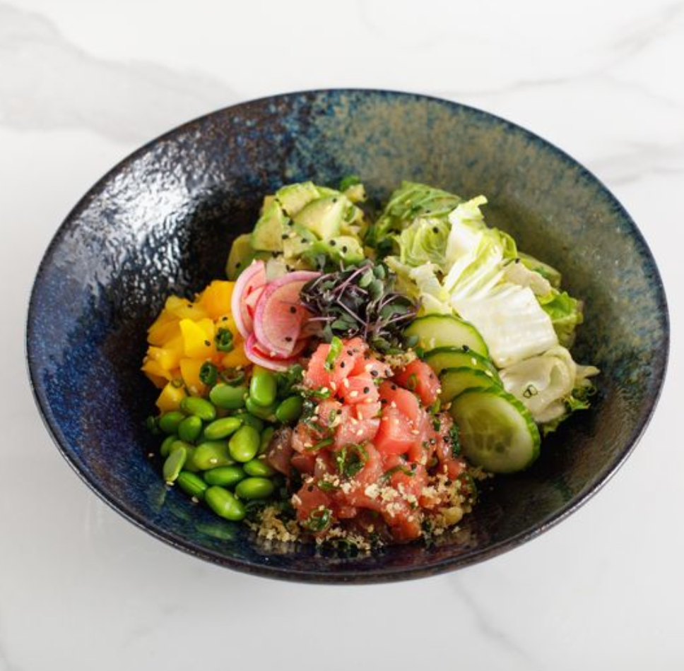 <p><span>➔ OceanWise ahi tuna<br>➔ Green onion<br>➔ Sesame ginger vinaigrette ➔ Jasmine Rice<br>➔ Pickles Ginger<br>➔ Sliced Cucumber<br>➔ Edamame Beans<br>➔ Rainbow Radish Slices<br>➔ Ponzu</span></p><p><span><strong>Common Allergens:</strong></span></p><ul><li><p><span>➔ &nbsp;Dairy</span></p></li><li><p><span>➔ &nbsp;Celiac</span></p></li><li><p><span>➔ &nbsp;Wheat</span></p></li><li><p><span>➔ &nbsp;Sesame</span></p></li><li><p><span>➔ &nbsp;Mustard</span></p></li><li><p><span>➔ &nbsp;Seafood</span></p><p><span><strong>Pre-Service:</strong></span></p></li></ul><p><span>➔ Chopsticks</span></p><p><span>➔ Iceberg / Napa Cabbage ➔ Goma Dressing<br>➔ Miso Sauce<br>➔ Avocado</span></p><p><span>➔ Fresh Mango<br>➔ Tempura Crumbs<br>➔ Sesame Seeds<br>➔ Ruby Radish Sprouts</span></p><p><strong>Pre-Service:</strong></p><ol start="0"><li><p>➔ Chopsticks</p></li></ol><p></p>