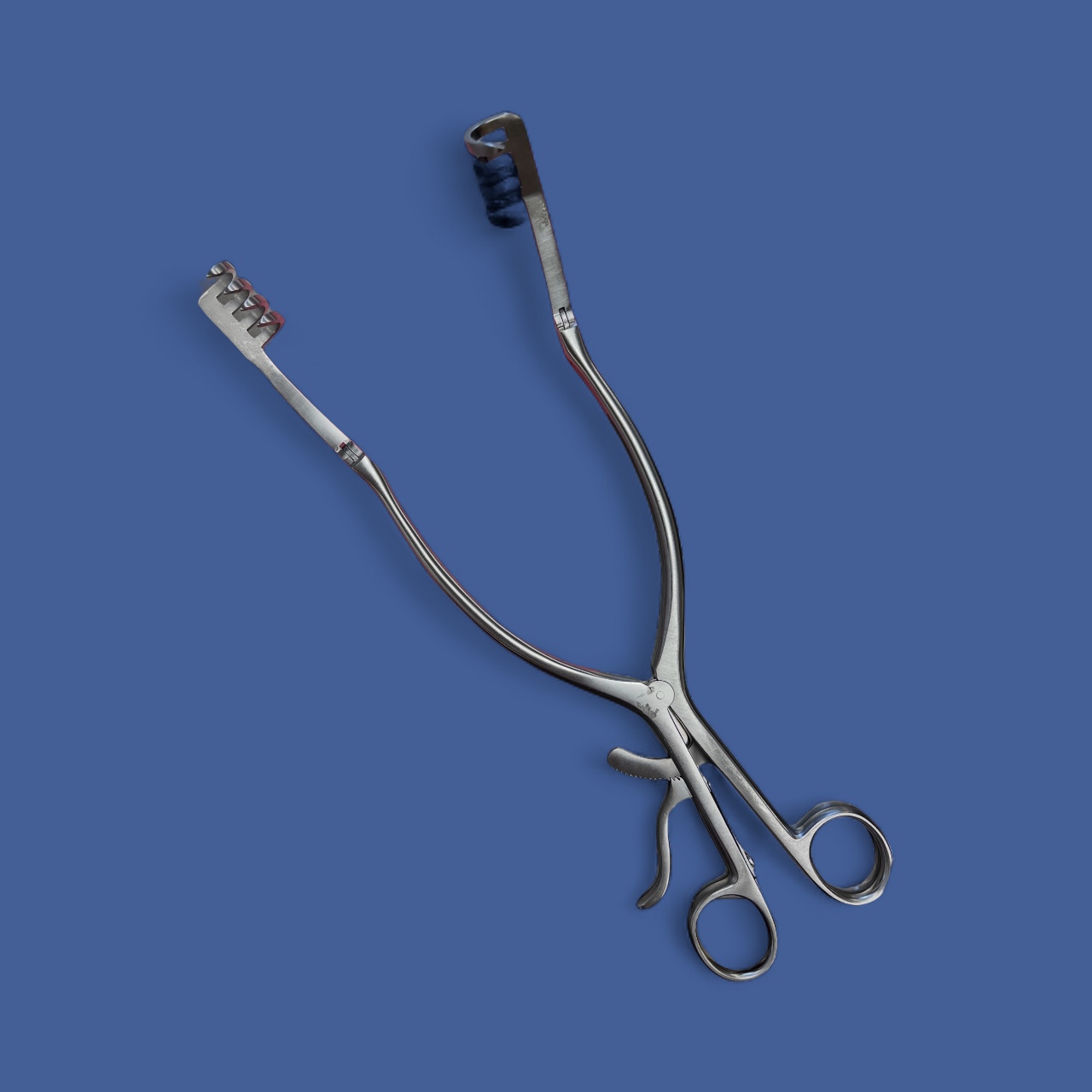 <p>Beckmann retractor </p>