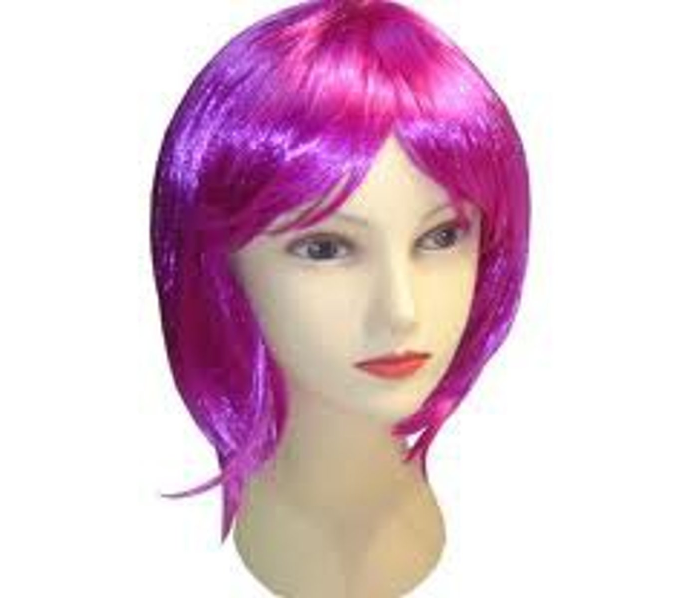 <p>el pelo falso o postizo</p>
