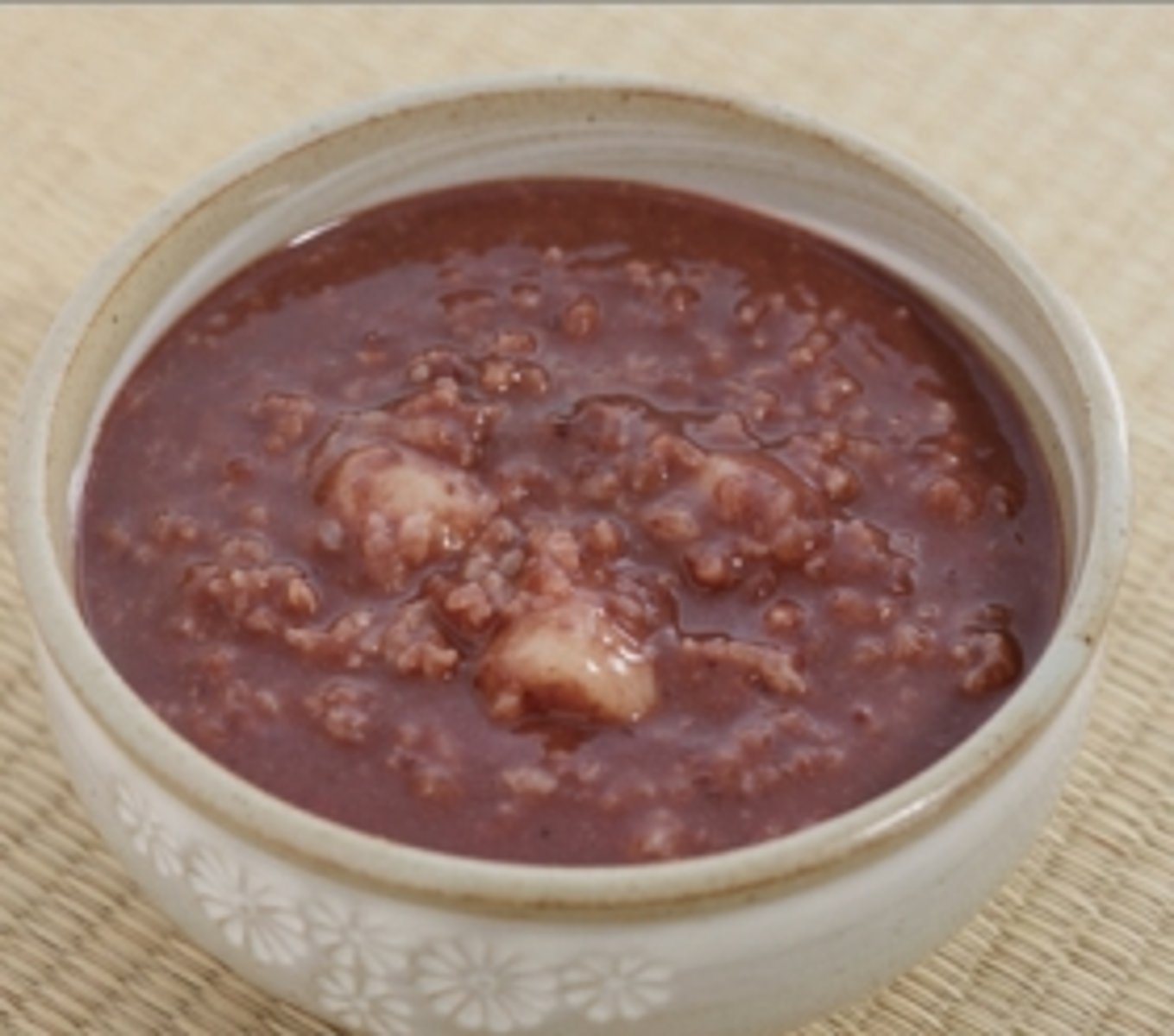 <p>Bubur kacang merah manis</p>