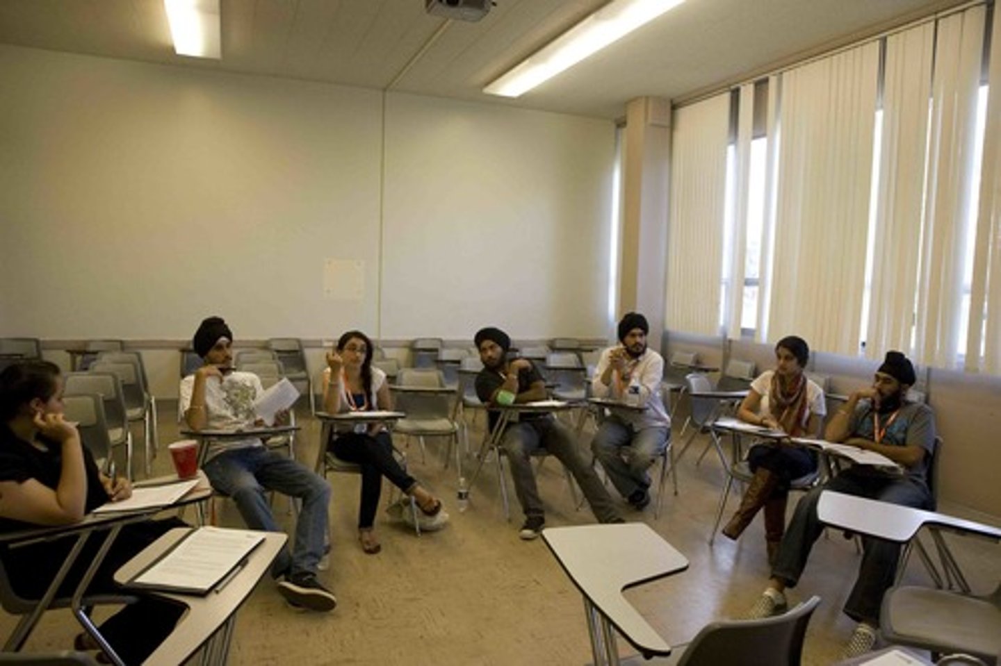 <p>/əˈten.dəns/ sự có mặt</p>