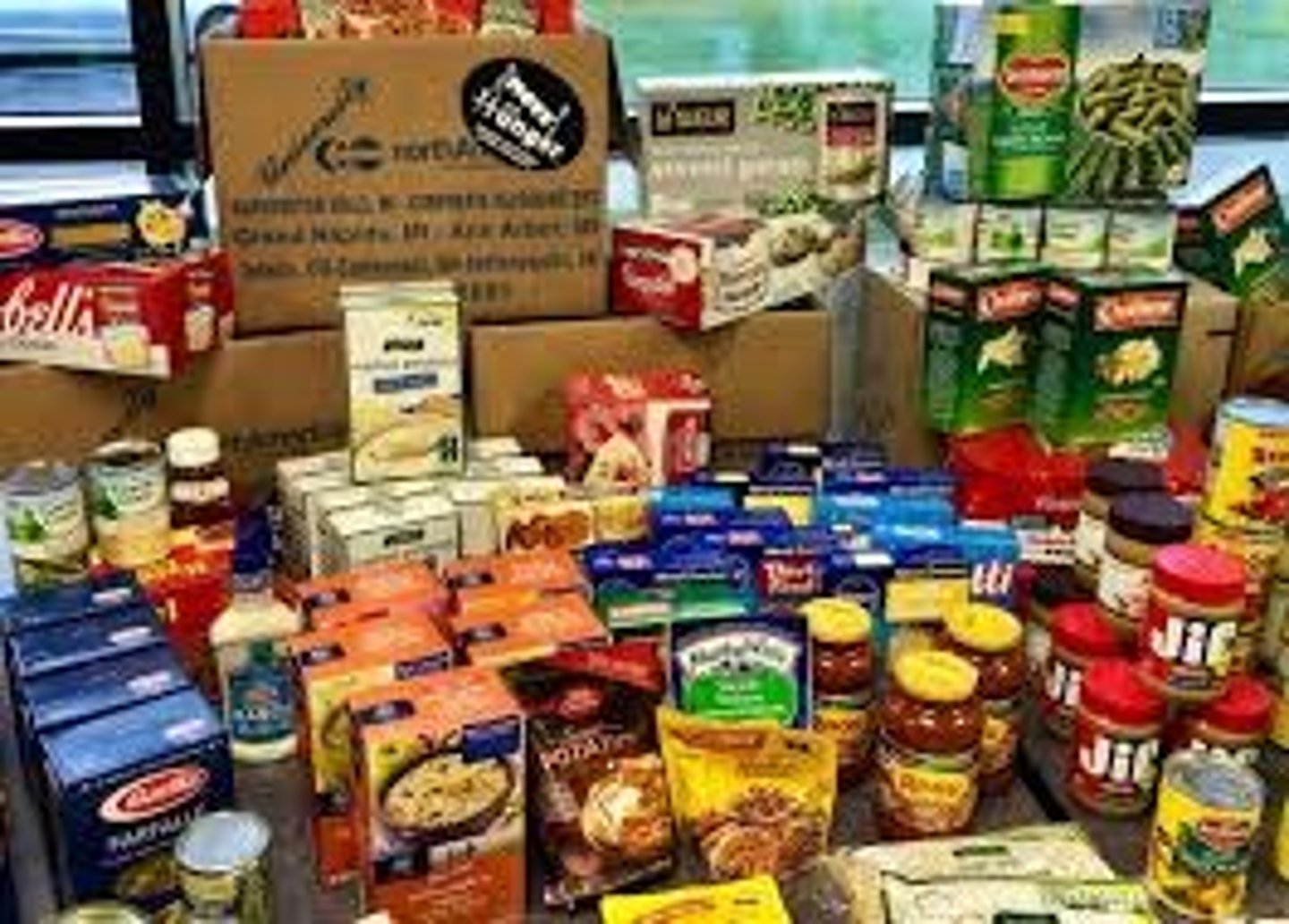 <p>food drive</p>