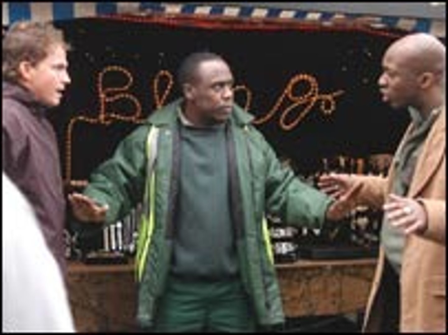 <p>intervention (n) /ˌɪntəˈvenʃən/ English action taken to improve a situation</p>