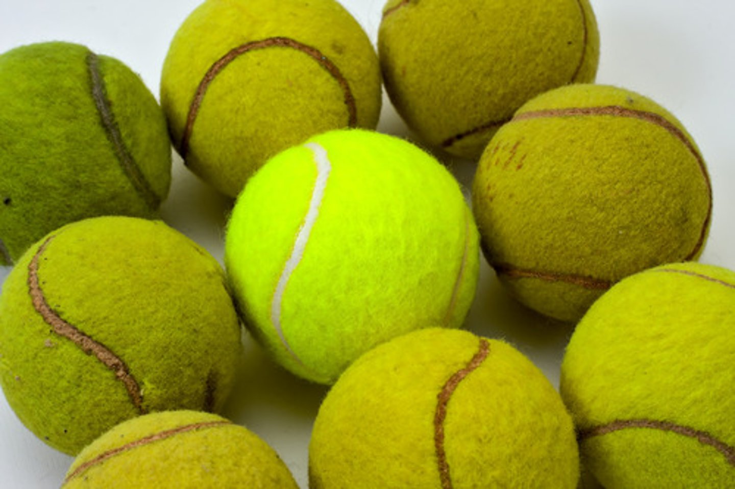 <p>tennis ball</p>