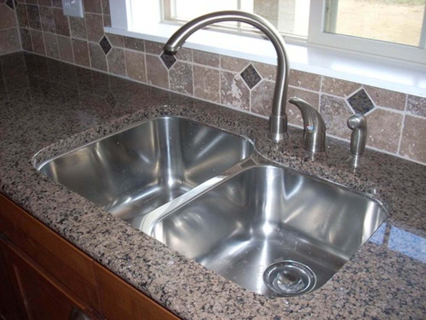 <p>kitchen sink</p>