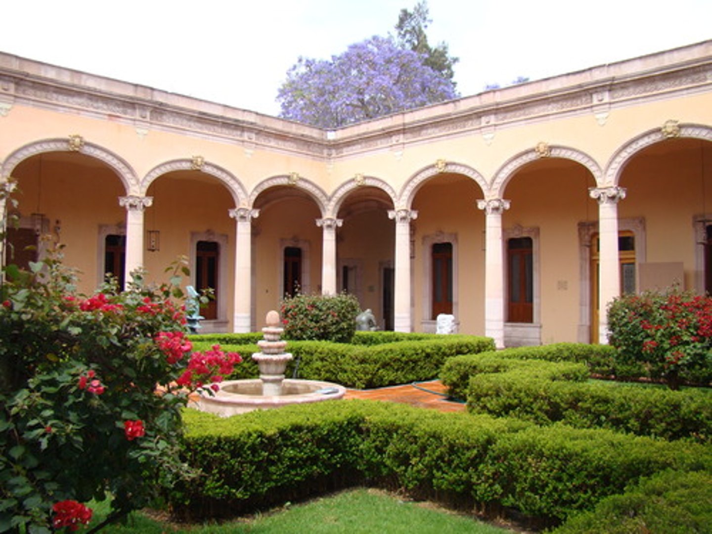 <p>patio</p>