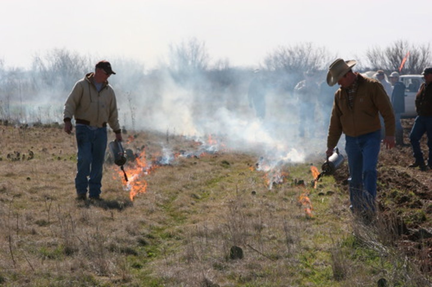 <p>A fire deliberately set under controlled conditions</p>