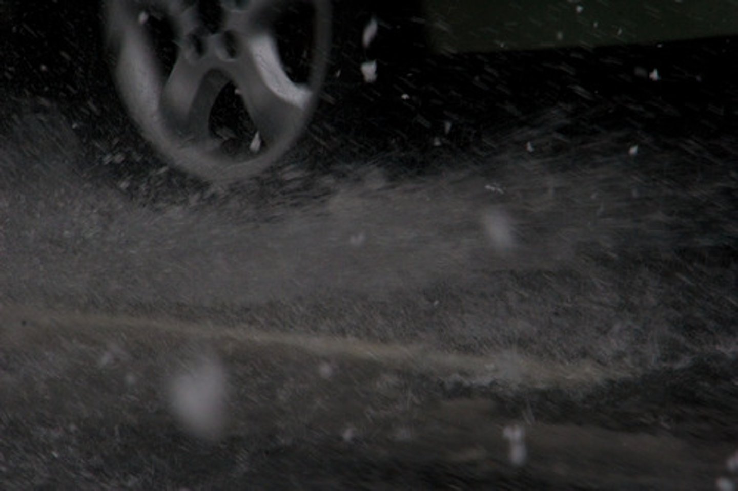 <p>the tire rides up on a film of water</p>
