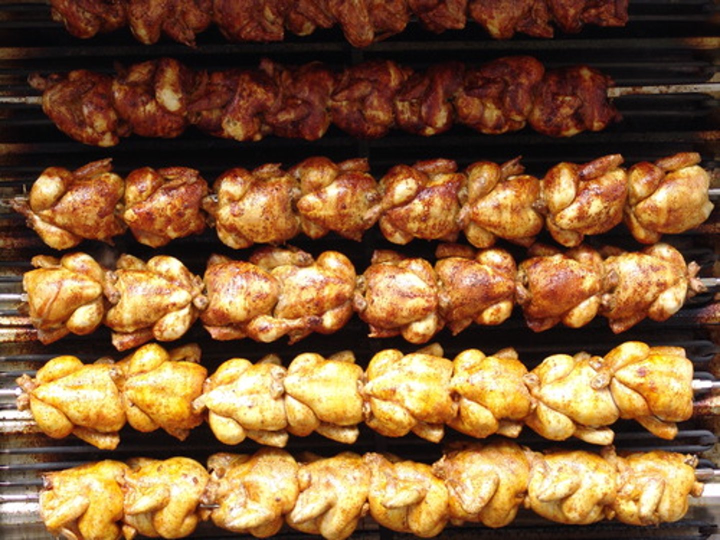 <p>to roast</p>