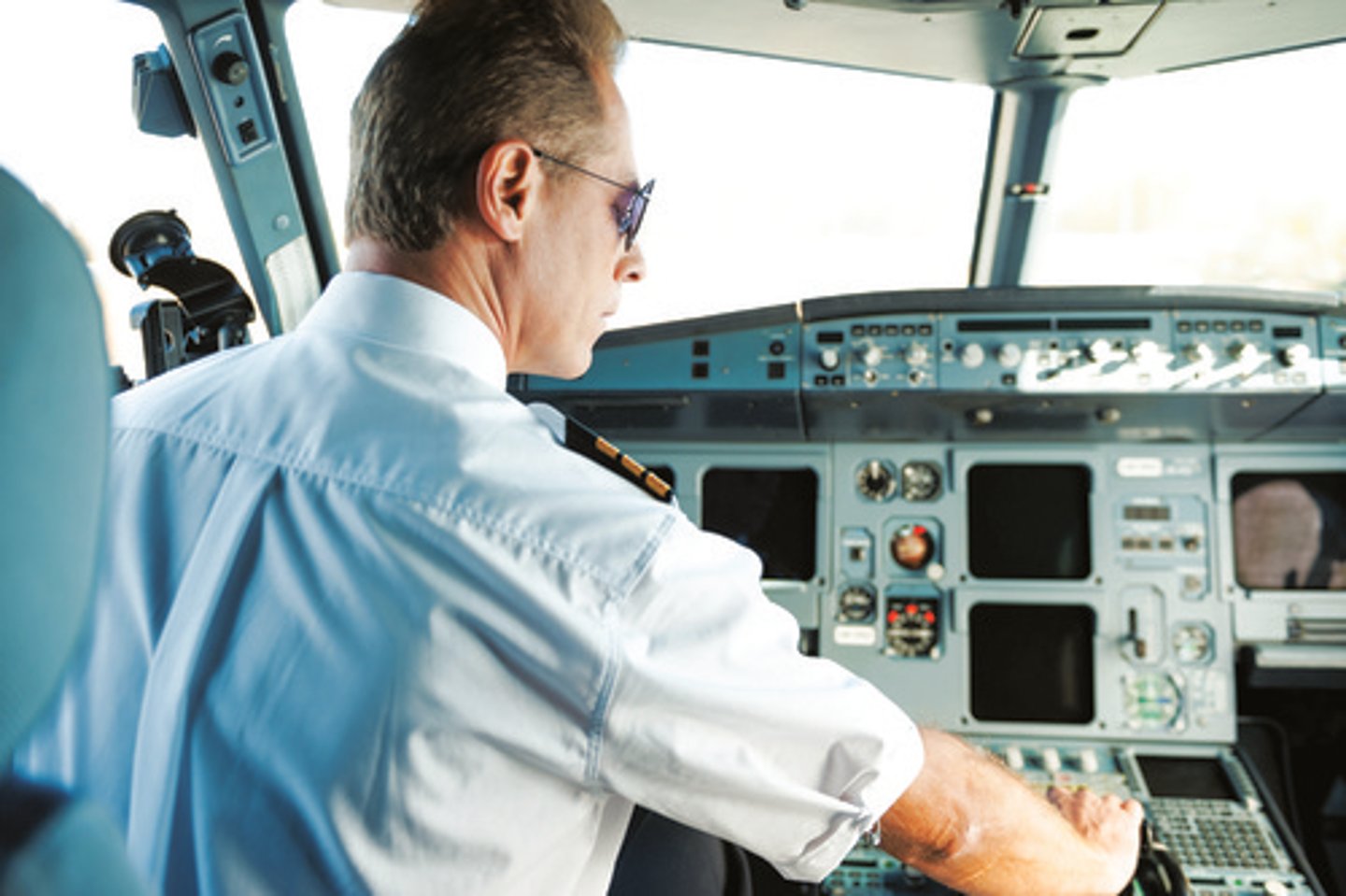 <p>pilot</p>