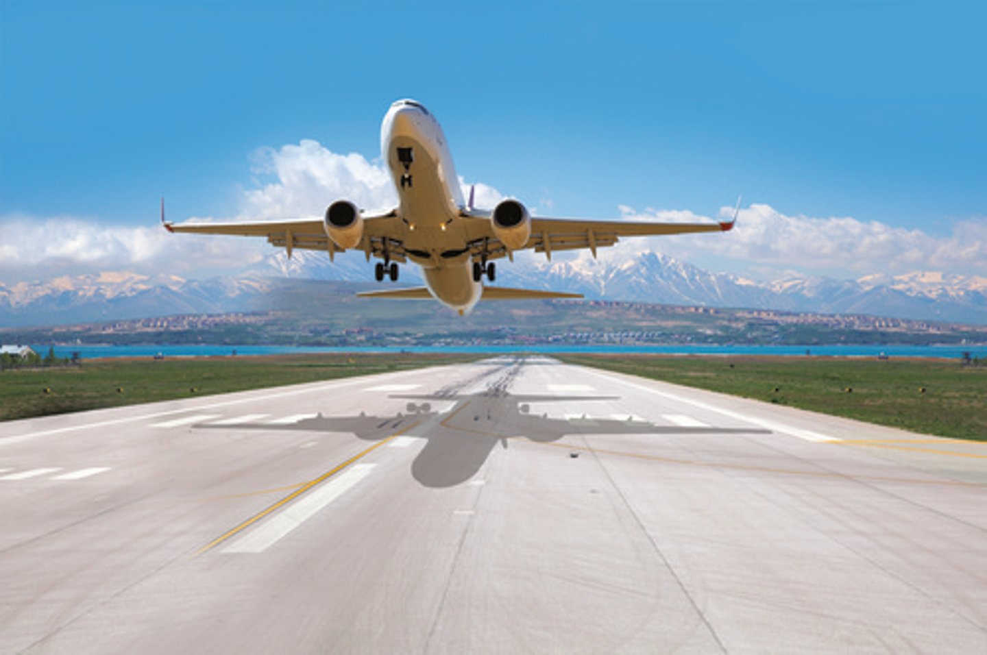 <p>runway</p>