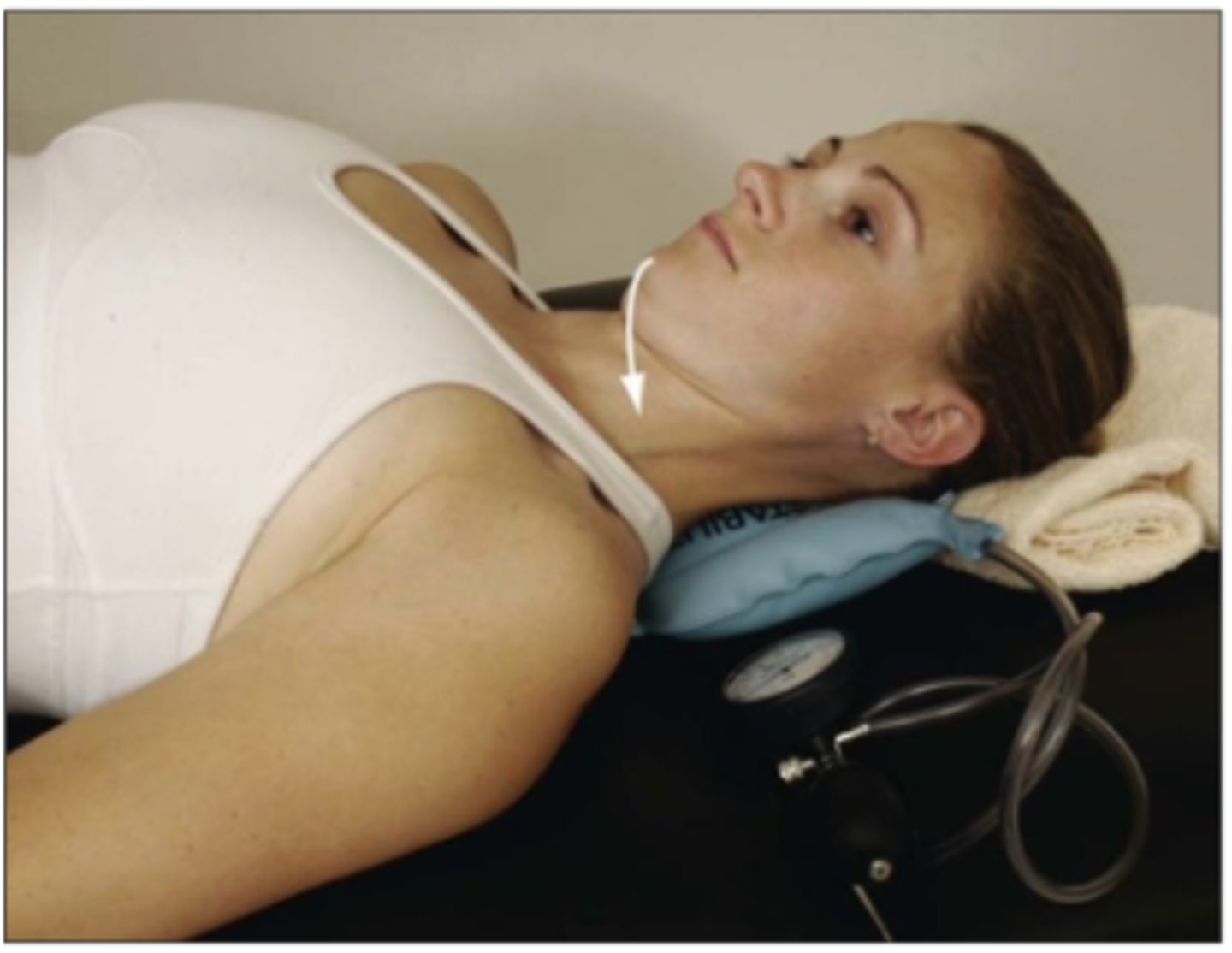 <p>- deep cervical flexor strength/control</p><p>- place BP cuff behind neck, abuts occiput</p><p>- inflate to 20 mmHg</p><p>- tell pt to tuck chin in and nod</p><p>- pt increases by 2 mmHg each time they nod (hold 10 seconds)</p><p>- relax back to 20mmHg in between</p><p>- normal: change in 10mmHg w/ 10 second hold</p>