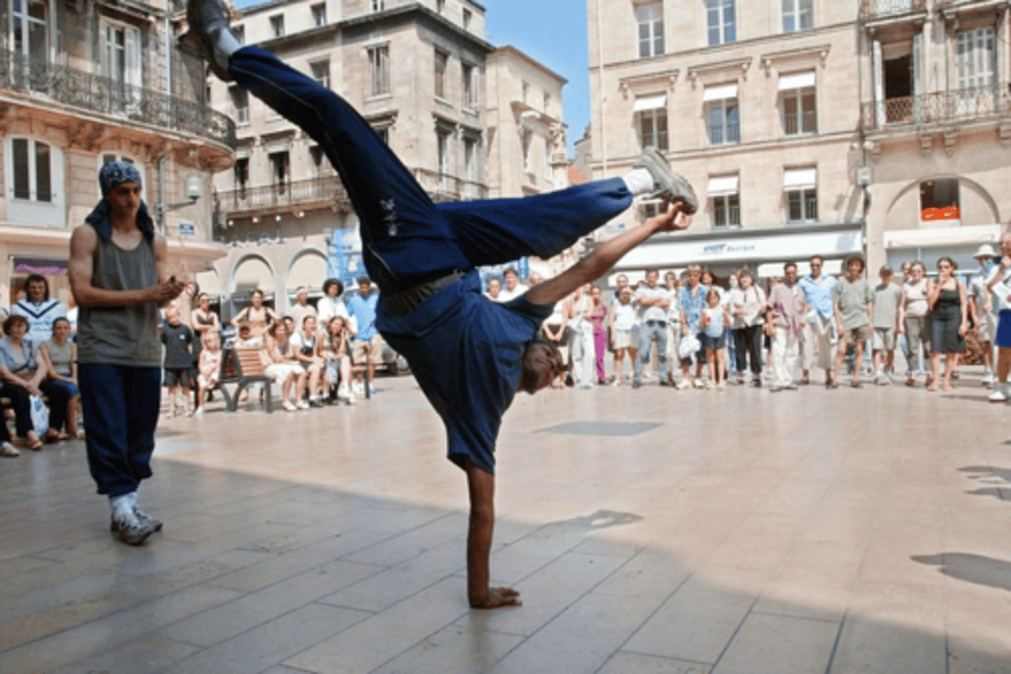 <p>is any style of dance that got its start outside the dance studio, typically in urban streets, schoolyards and clubs.</p>