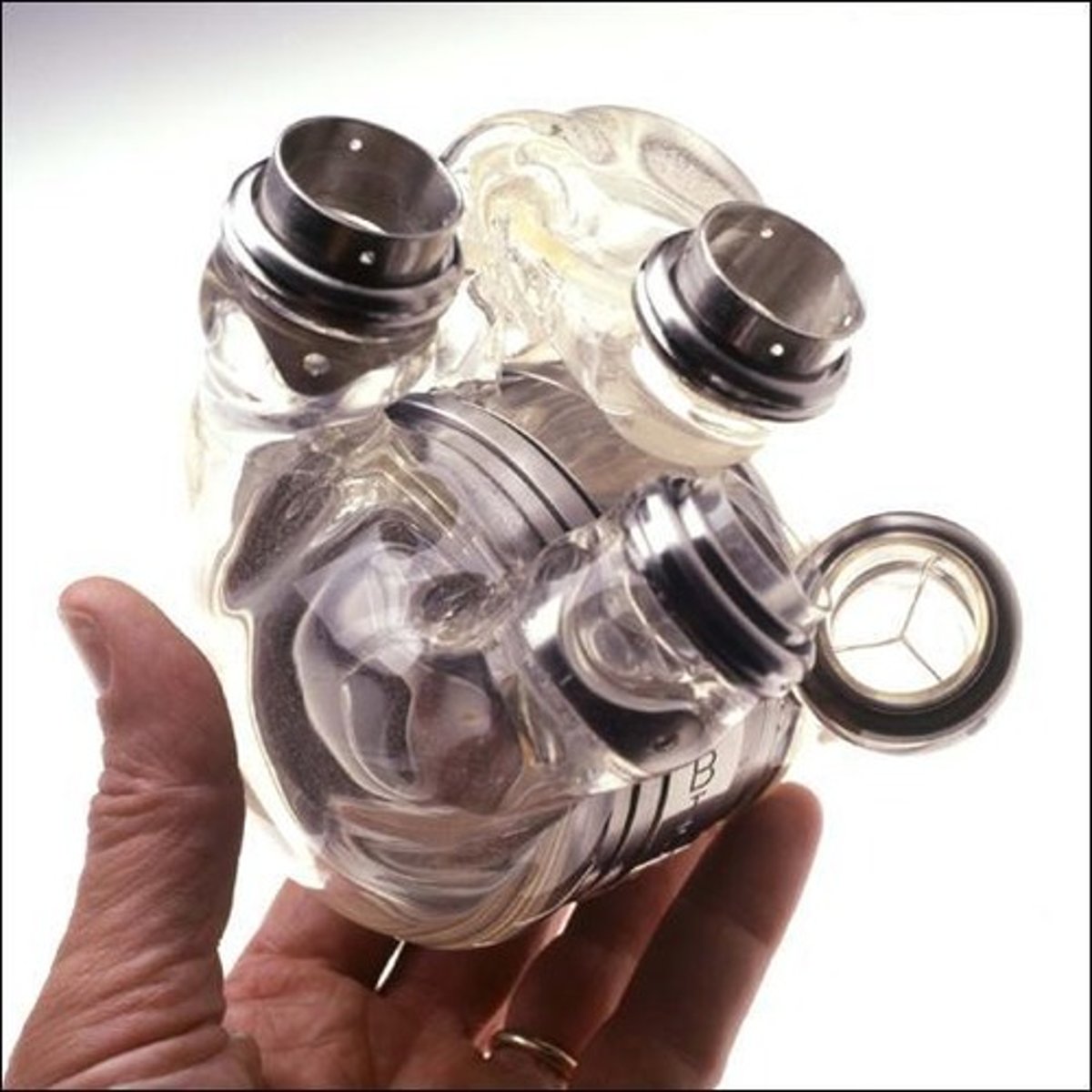 <p>Device replacing heart function in patients.</p>