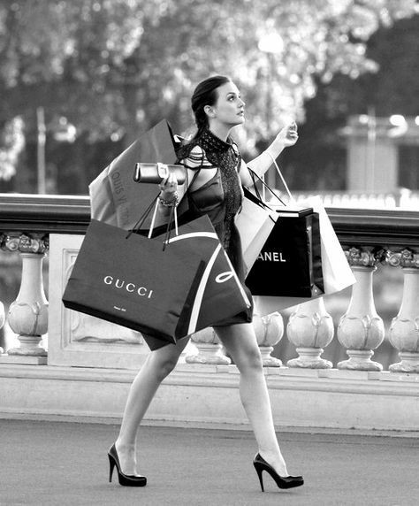 <p>Buying: lui/ lei</p>