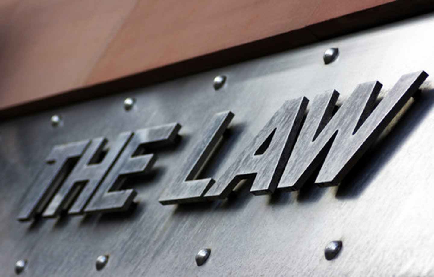 <p>v., tuân theo; chịu theo</p><p>Eg: - The two parties agreed to _____ the judge's decision.</p><p>-&gt; Hai bên đã đồng ý tuân theo quyết định của tòa án.</p>