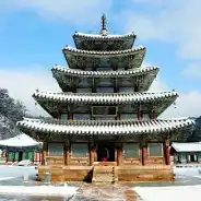 <p>tu viện; nơi các nữ tu hoặc nhà sư hoặc monastic sống và tu hành, </p><p><span style="color: rgb(248, 240, 218)">=&gt; A monastery is a building or complex of buildings comprising the domestic quarters and workplaces of monastics, monks or nuns, whether living in communities or alone.</span></p><p><span style="color: rgb(248, 240, 218)">E.g: </span></p><p>The policy had resulted in the closure of all Catholic monasteries in England and the confiscation of their estates</p>
