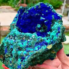 <p>Green Mineral</p>