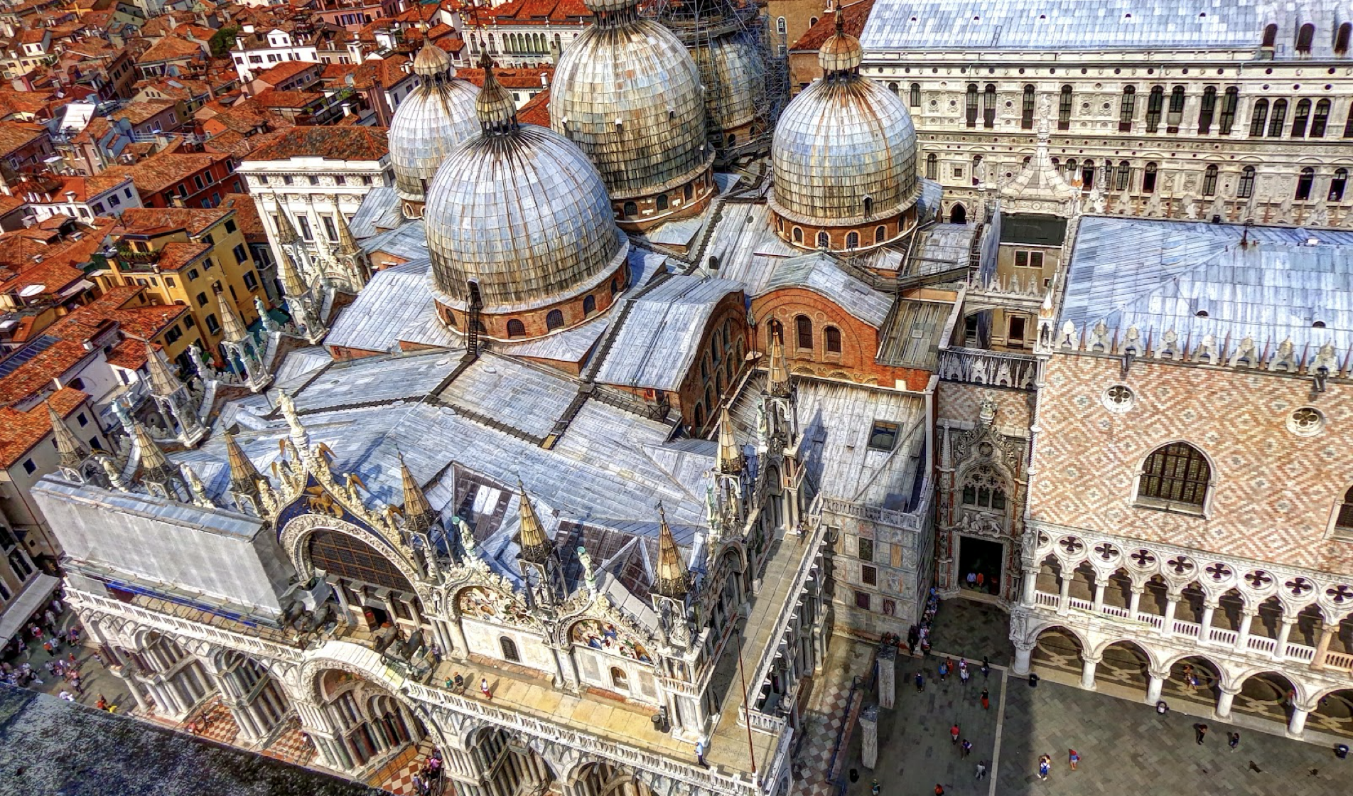 <p>name the church and type </p>