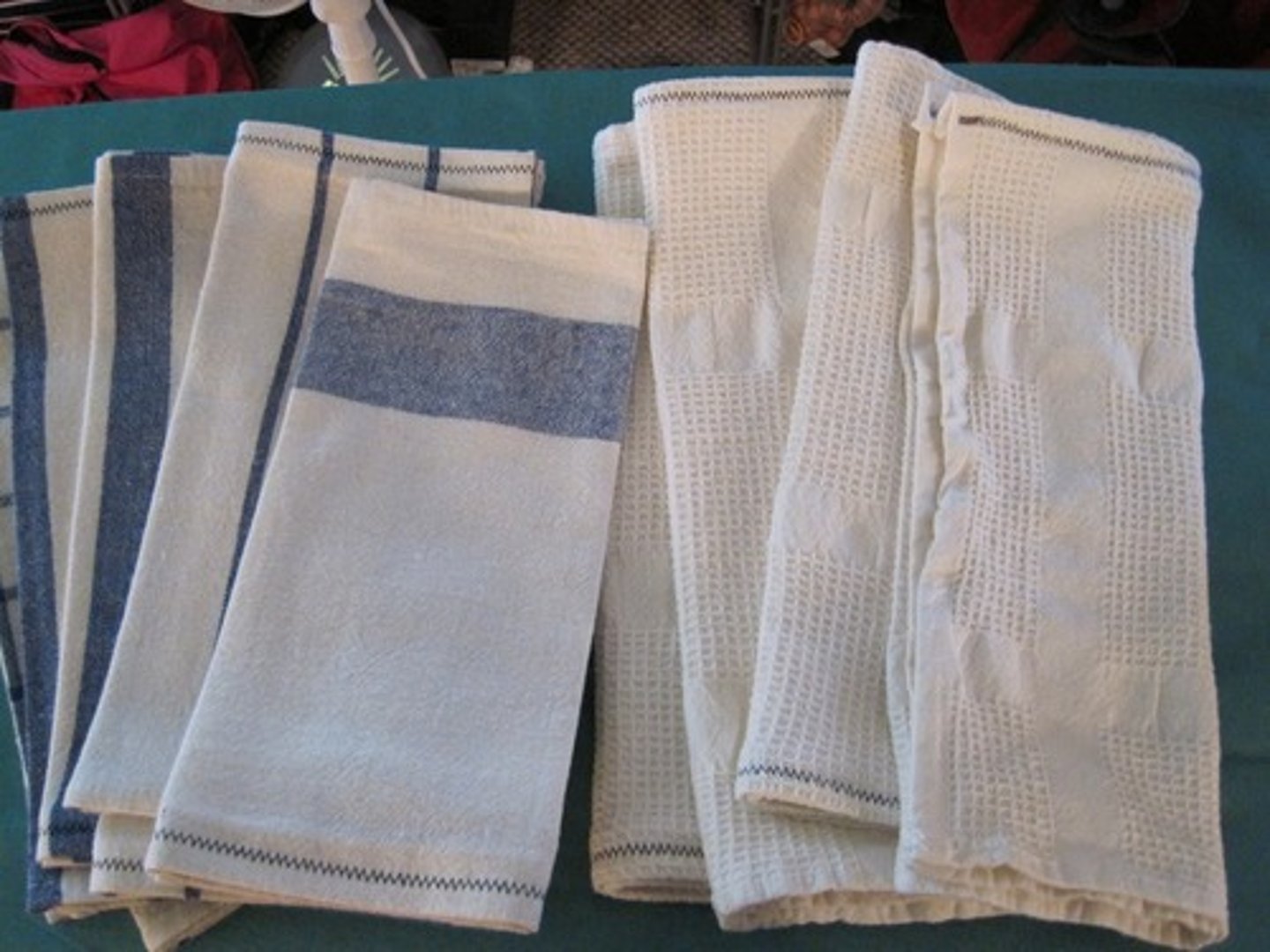 <p>napkin</p>