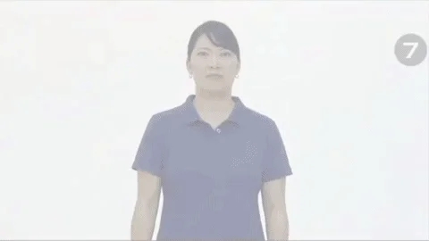 <p>Make “<span><strong>PO</strong>” or “<strong>OO</strong>” mouth movement to indicate “short”</span></p>