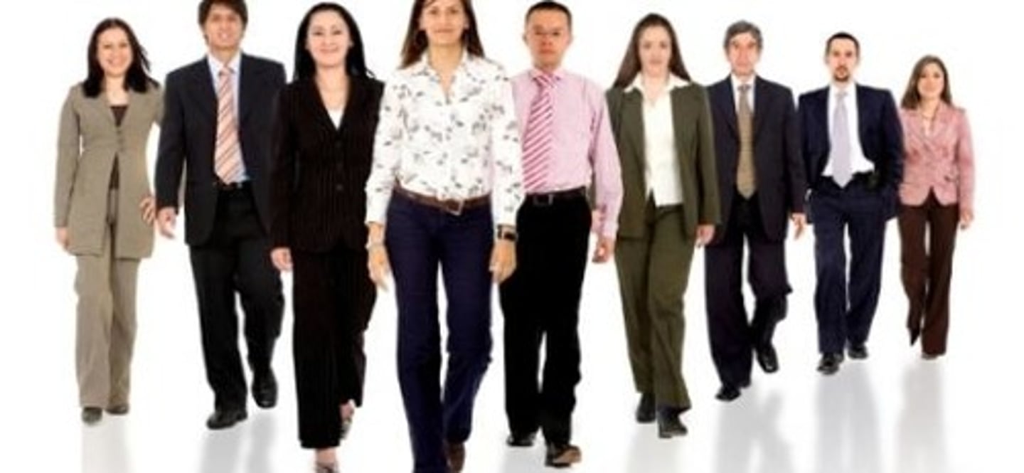 <p>(adj): chuyên nghiệp</p>