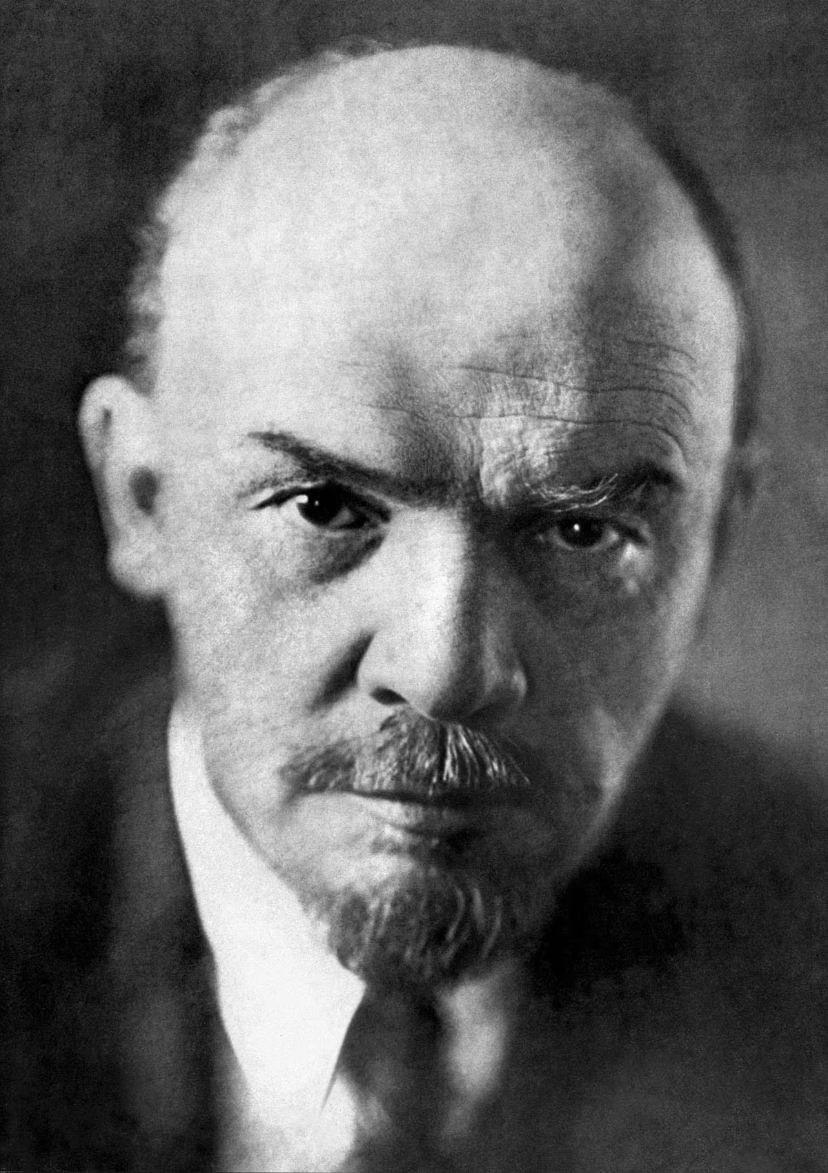 <h5 style="text-align: start" collapsed="false" seolevelmigrated="true"><span>Lenin</span></h5>