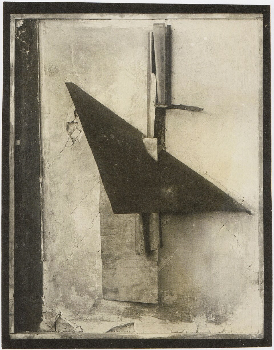 <p>Tatlin kontrareliéfy</p>