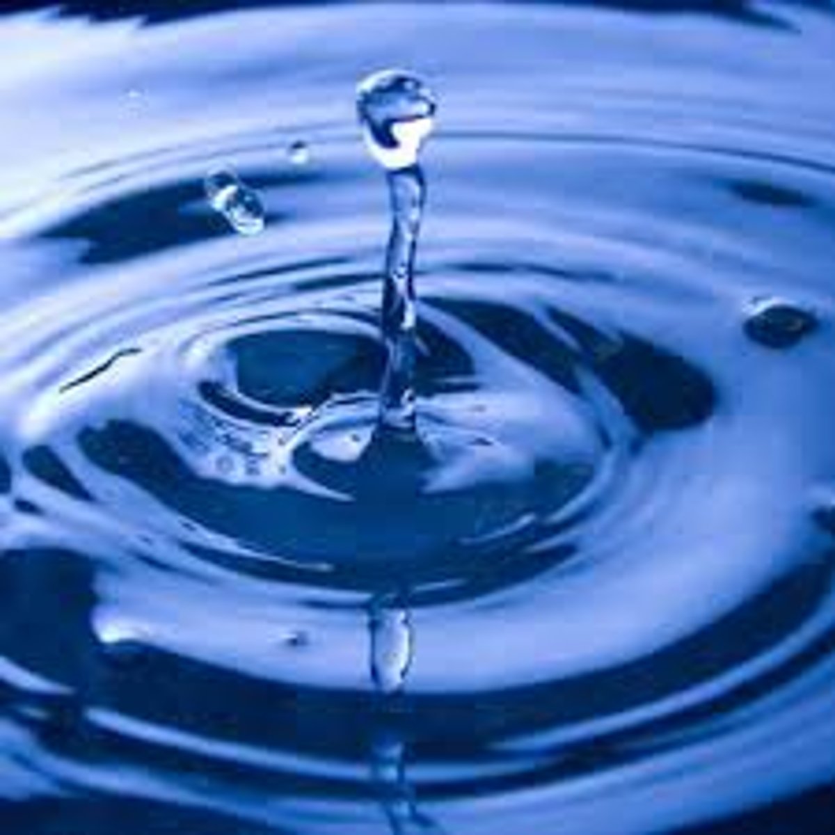<p>(n): the science that studies fluids in motion</p>