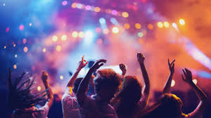 <p>The crowd at the concert was so___ that it was hard to find a clear path to the stage.</p><p class="style_collocation__trans__nAf6q"><em>Đám đông tại buổi hòa nhạc dày đặc đến mức khó tìm được lối đi thẳng đến sân khấu.</em></p>