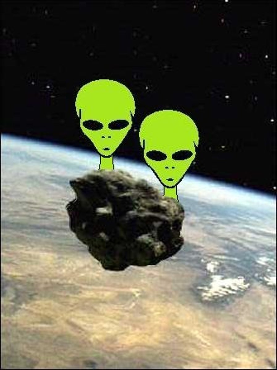 <p>a creature that comes from another planet. Ex: They believed these statues were built by extraterrestrials</p>