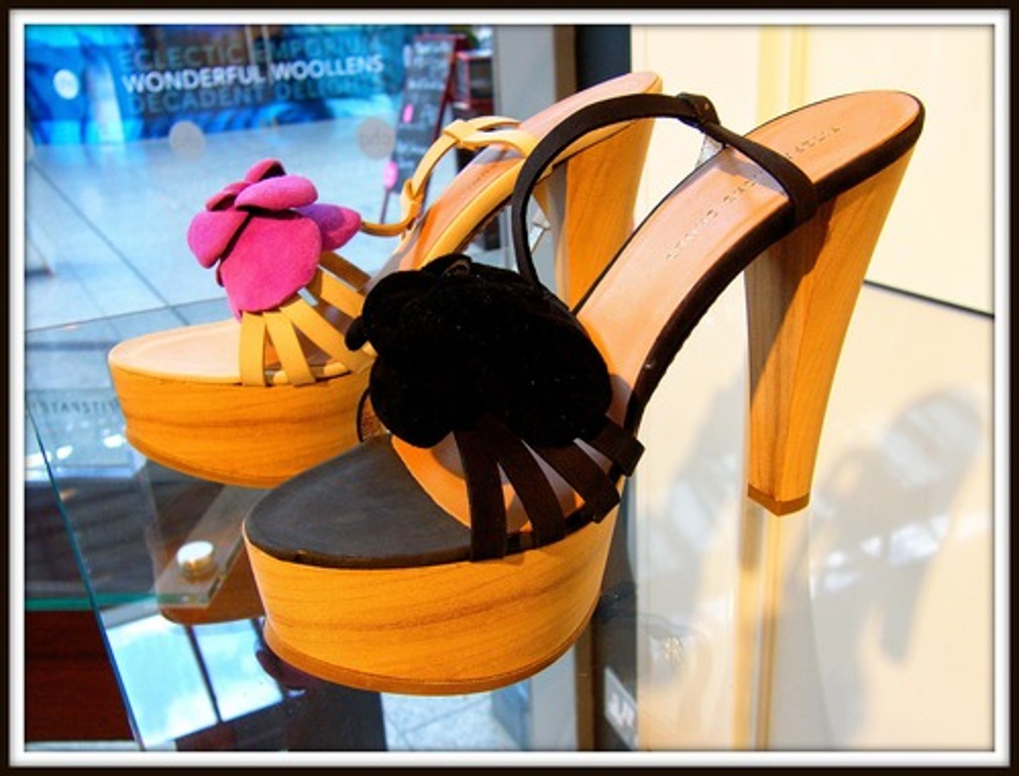 <p>high-heeled sandals</p>