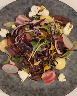 <p>Vinai Beef</p>