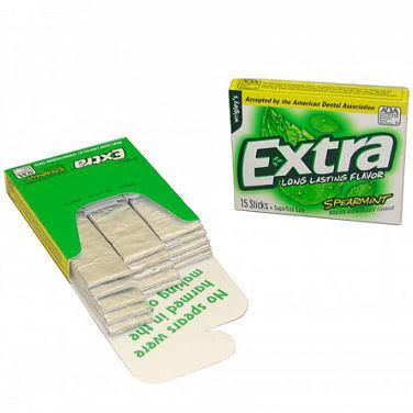 <p>Il ne donne pas</p><p>Je ne donne pas mon chewing gum gratuitement </p><p>I don’t give it away for free because I don’t have much.</p>