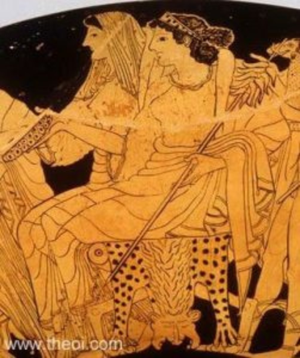 <p>Wears a diadem and holding wheat, grain or flowers</p>