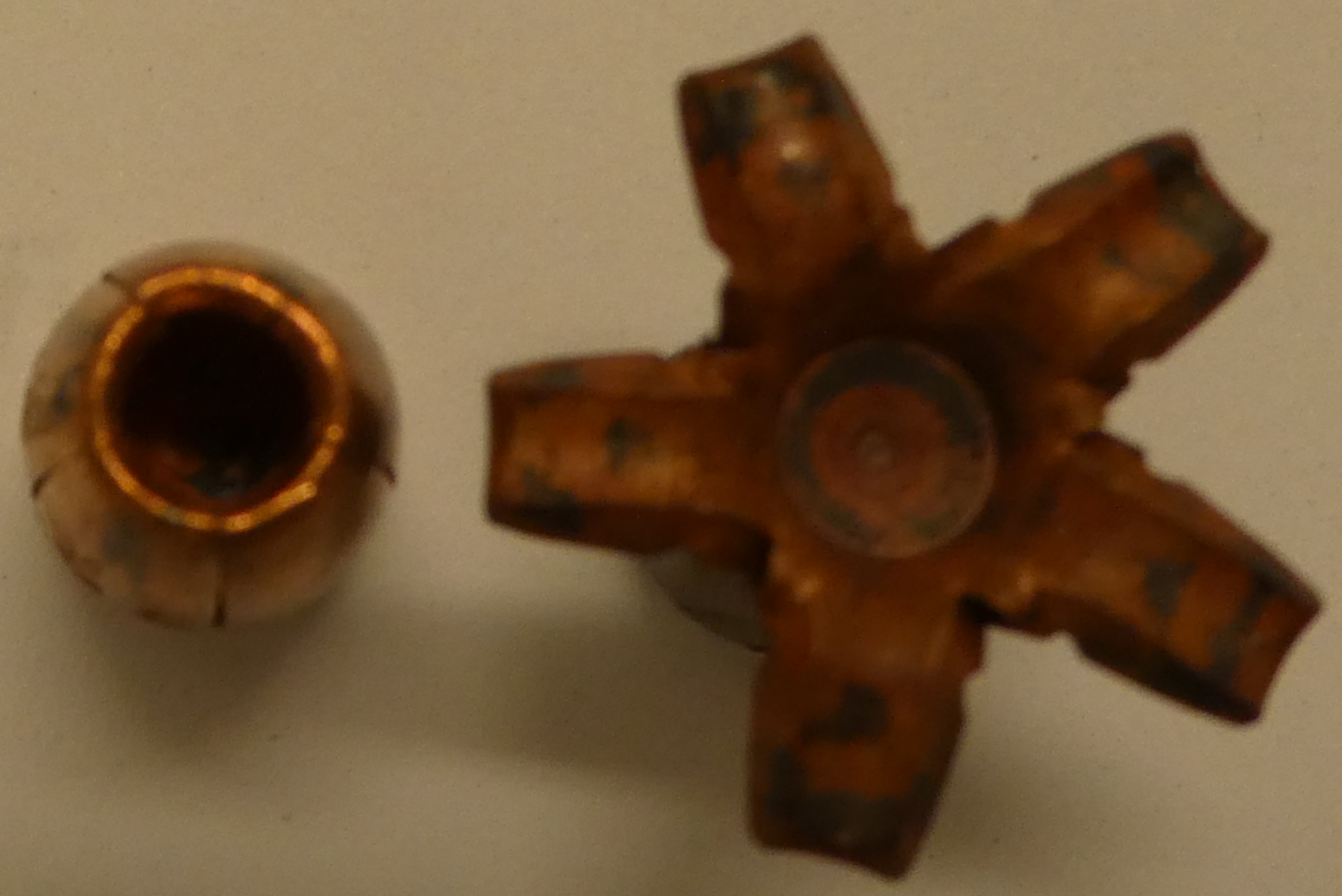 <p>The bullet of which cartridge is shown in this photo?</p>