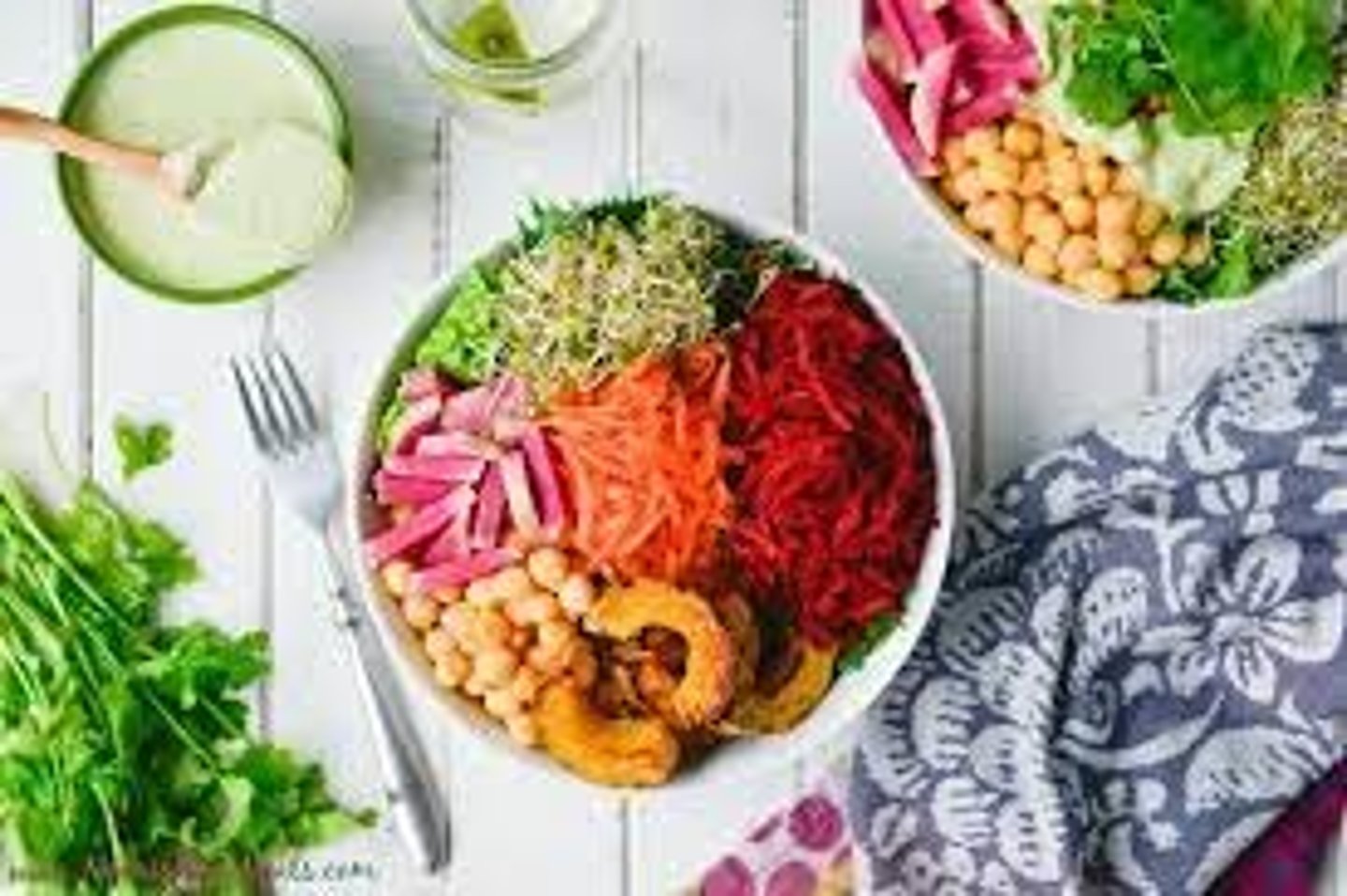 <p>những bữa ăn đầy đủ chất dinh dưỡng</p>