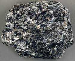 <p>-metamorphic</p><p>-foliated</p><p>-Schistose</p><p>-biotite, muscovite, feldspar </p><p>proliths: shale or mudstone </p><p>regional metamorphism - low&gt;med&gt;high grade </p><p>uses: decorative applications </p>