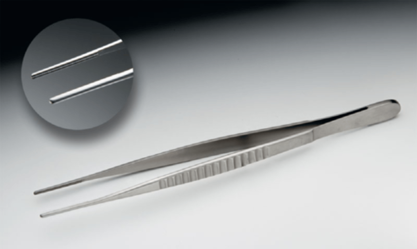 <p>Used in vascular surgery to manipulate blood vessels without damaging them.</p>