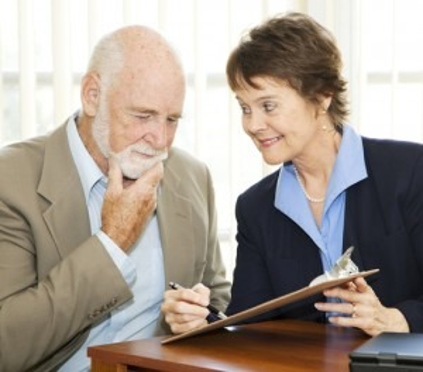 <p>находить отклик у кого-то // To produce an emotional response or feeling of shared understandin</p>